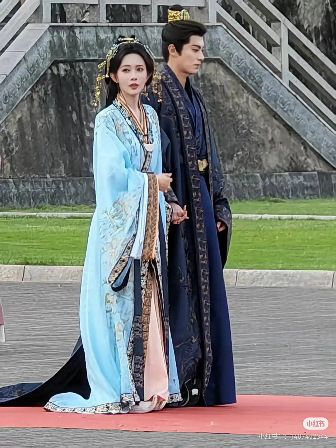 将门独后，这个妆造怎么评？？？感觉剧里年龄统一比书里多10岁不止孟子义的发型真永