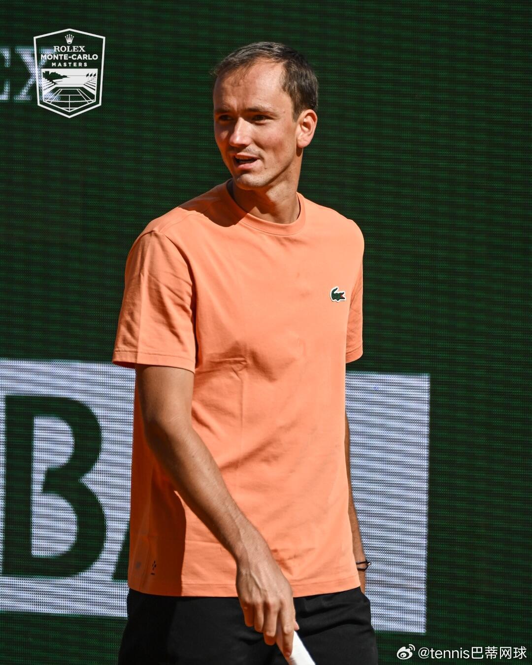 俄罗斯🇷🇺兄弟的新发型💇卢布列夫把飘逸长发理了，梅总也好好拾掇了一下，兄弟