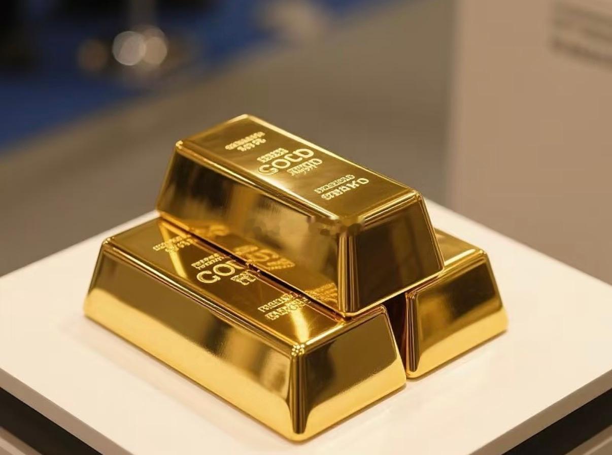 黄金，是过去10年普通人能买到的最好的投资品。黄金[超话] ​​​