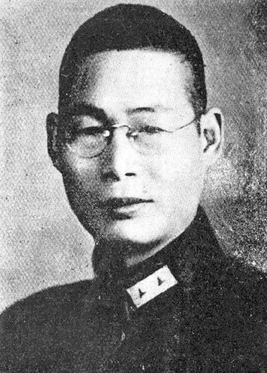 1934年，李延年在闽西抓了五百多名红军俘虏，部下问如何处置，他冷甩三字："全杀