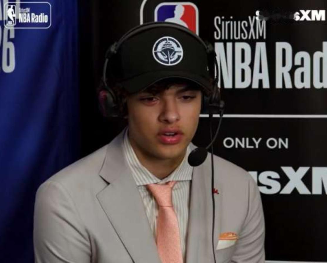 5号签瓦格勒，这位温润的小伙会是快船的未来？
2026nba选秀大会圆满结束，快