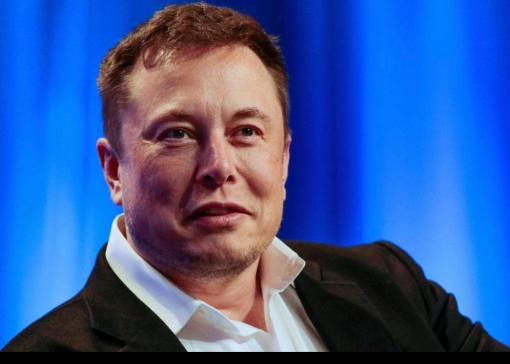 埃隆·马斯克今天（北京时间1月30日）写道：“中国太阳能和电动汽车的惊人增长这大