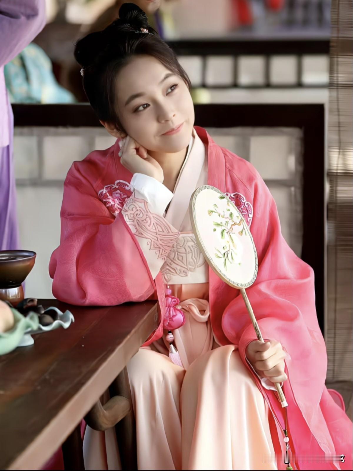 知否：你有没有发现，盛家四个兰，为何唯独如兰没有婚礼？

难道是因为如兰是唯一下