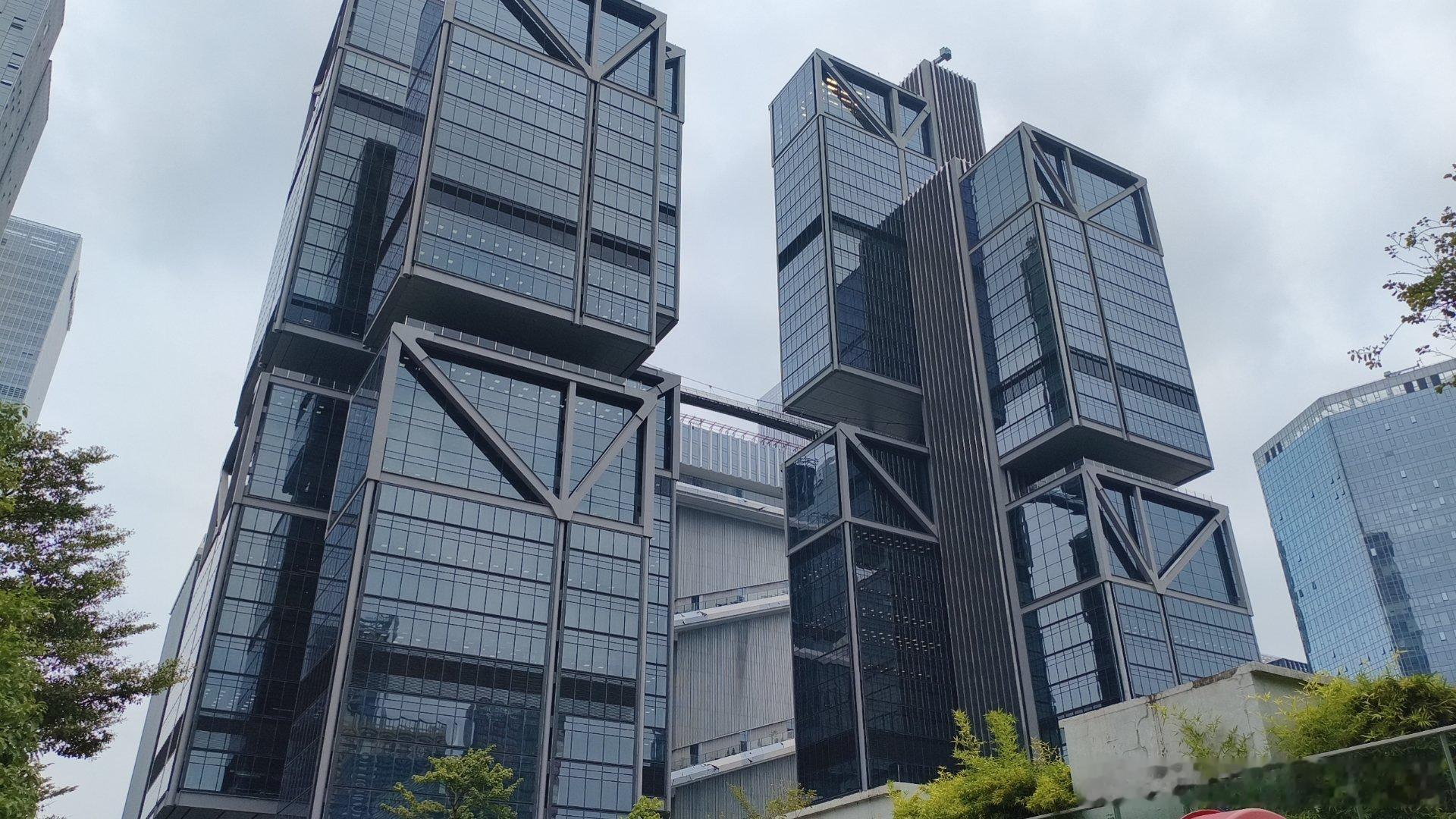 服务是买车的隐形豪华大v聊车我和汽车的日常 服务是买车的隐形豪华”已成为当前汽车