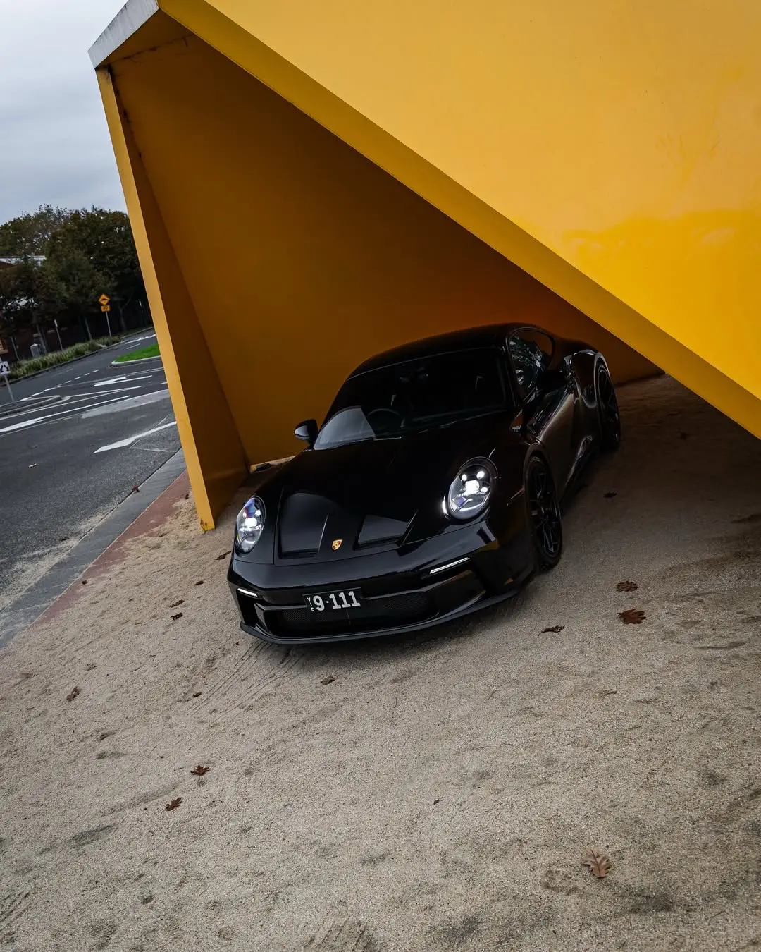 低调的911