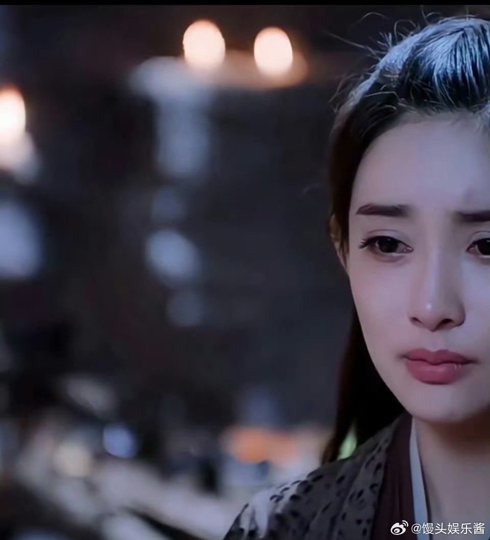 孟子义拍古装为什么又做美甲还带美瞳[吃瓜] ​​​