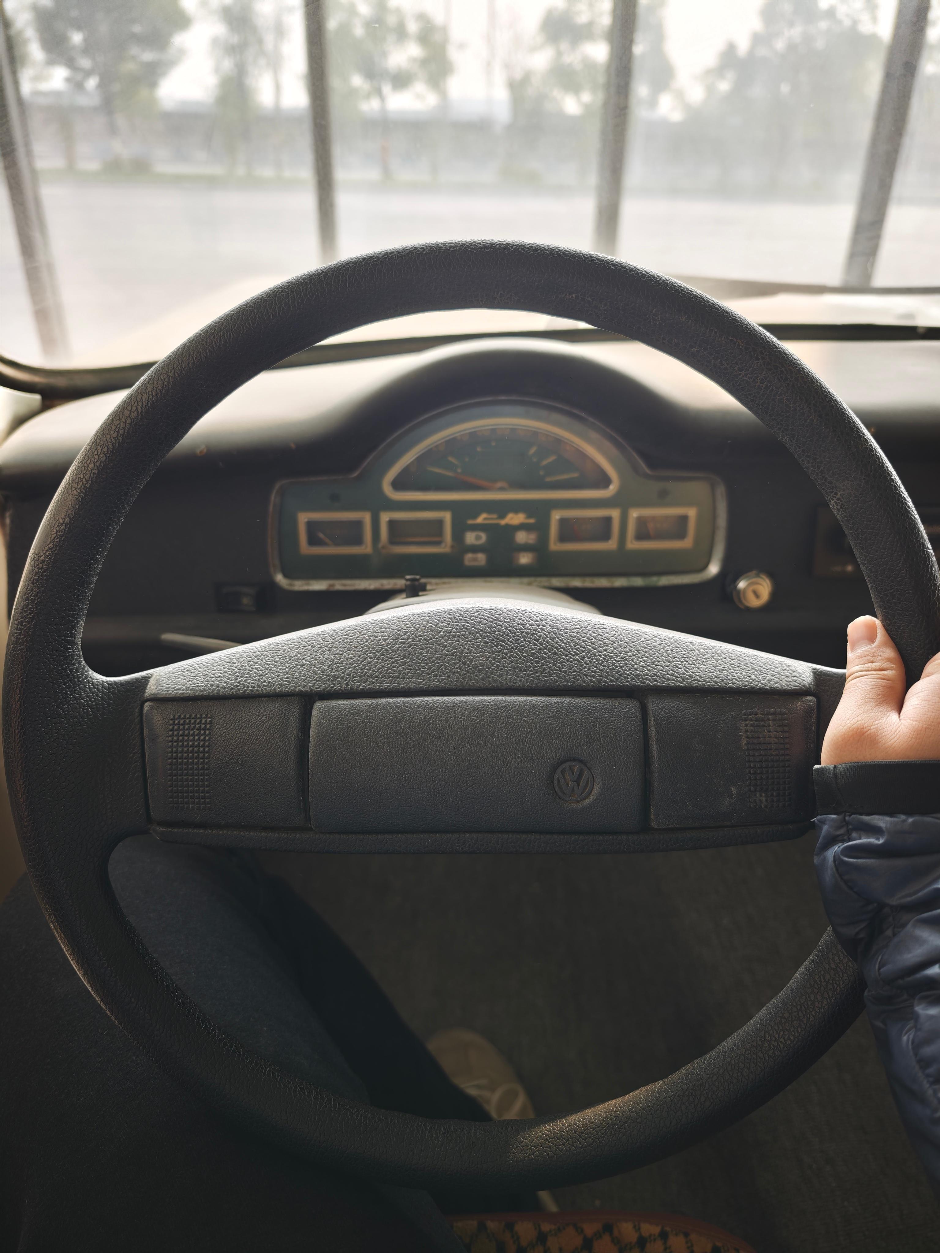 扑面而来的，霉味儿