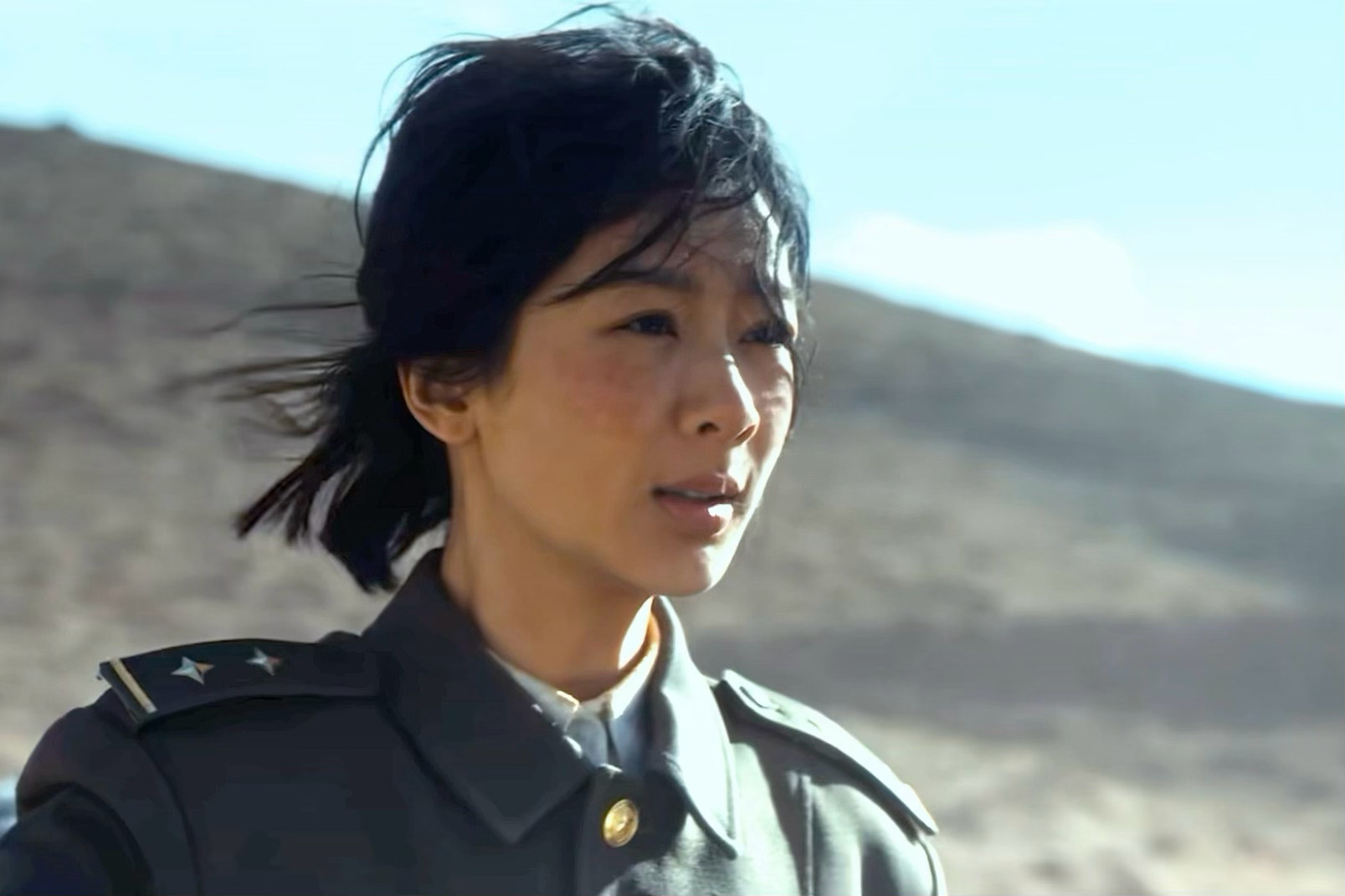 这段也太好了…拉回去又看了一遍扛着枪而来又在柔软处落下泪的女人啊😿（突然发现白