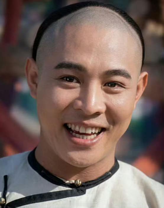 李连杰不担心AI取代功夫再先进算法也取代不了功夫💪李连杰认为人各有独特感悟，A