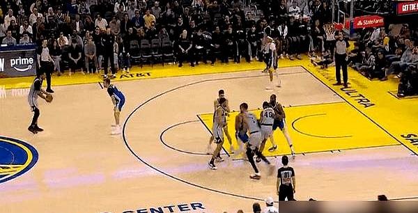 文班亚马这数据，有点吓人啊！

生涯前150场，盖帽超了奥拉朱旺，得分压着杜兰特