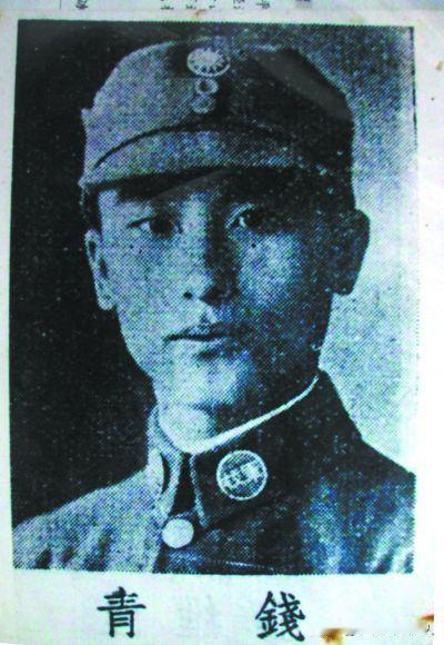 钱青浙江抗战老兵
钱青，1917年12月出生于浙江杭州。他的父亲钱骏曾经参与辛亥