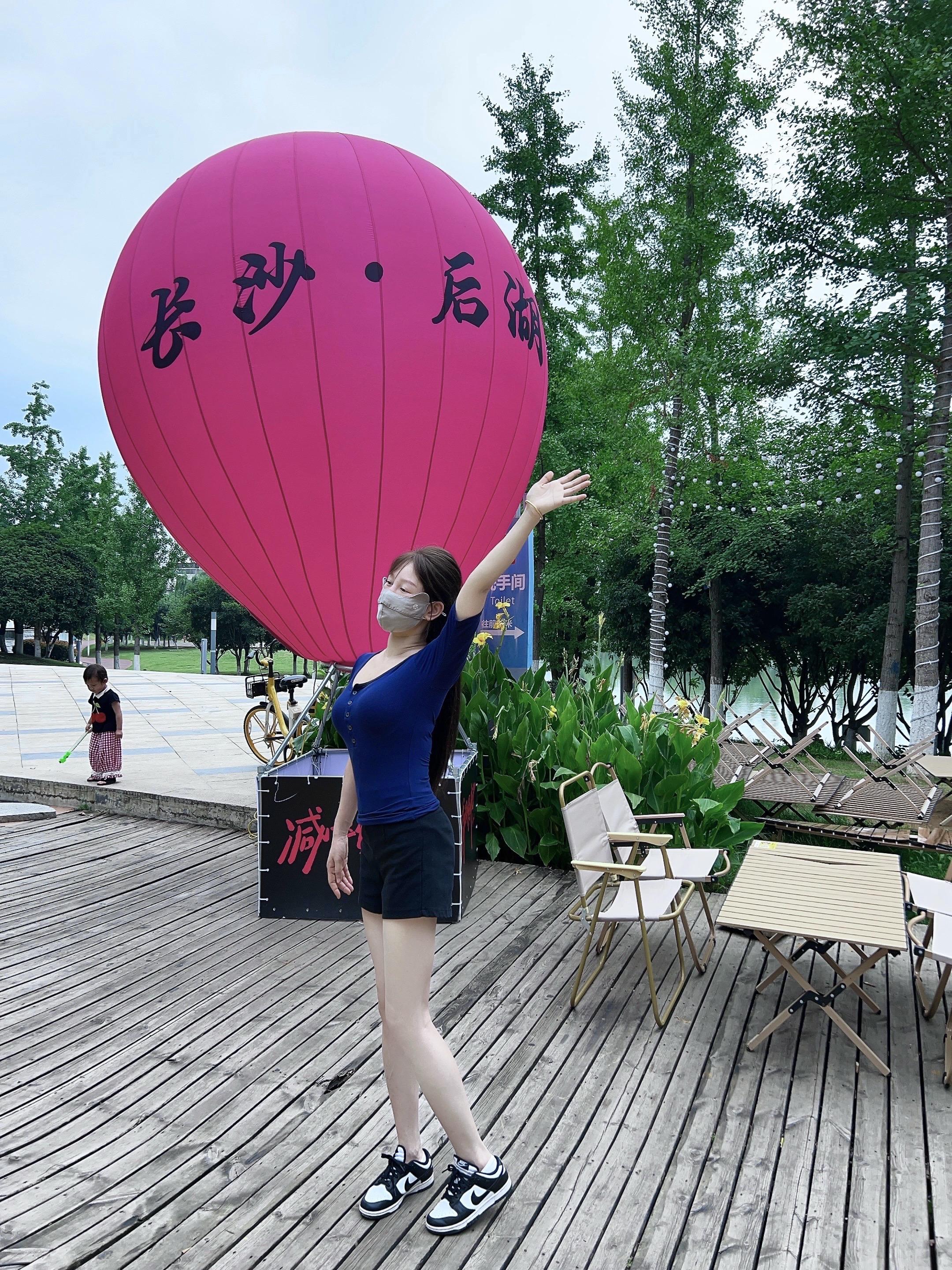 看不清脸 看感觉