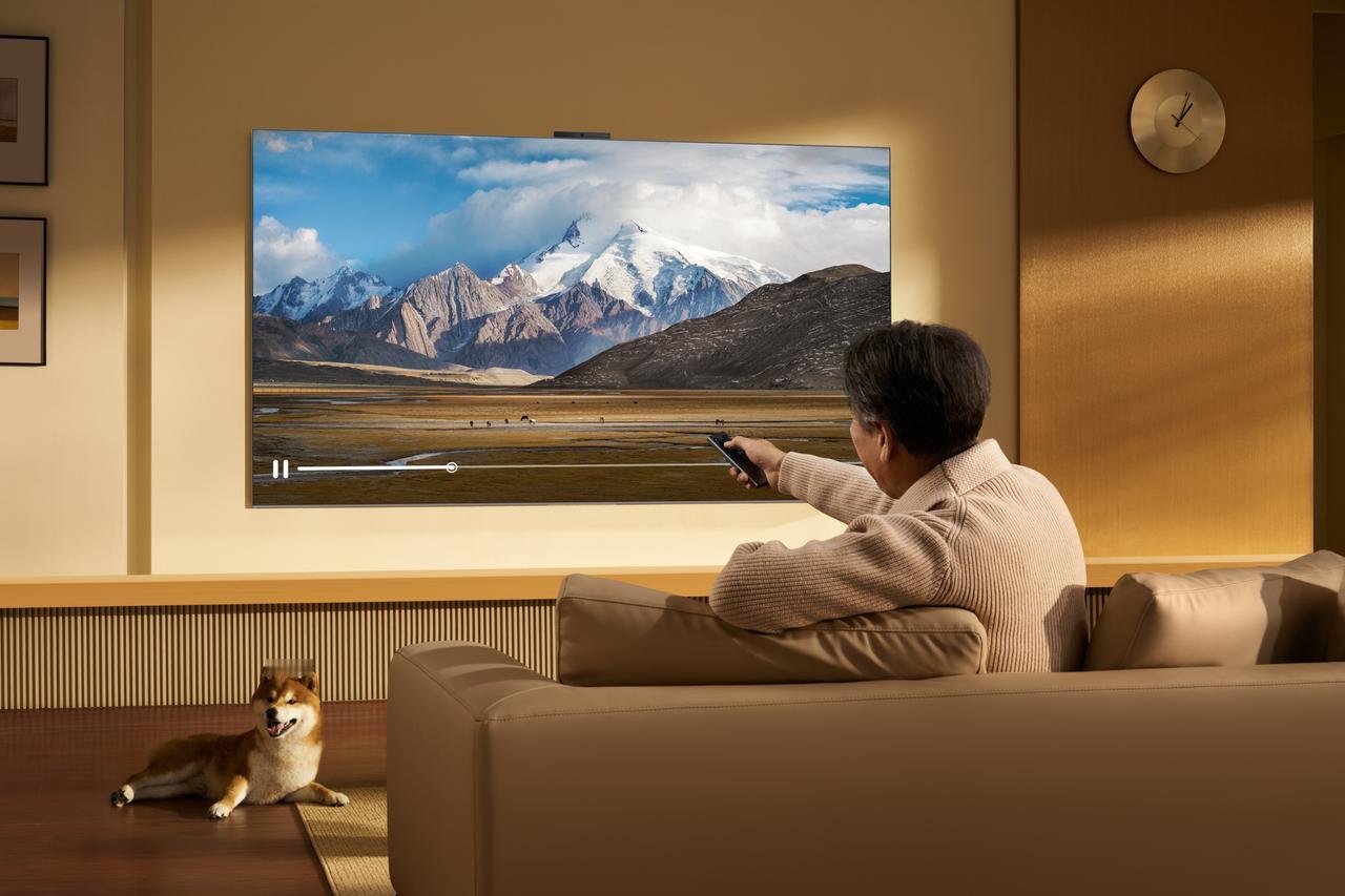 看完发布会，更加确定了，华为智慧屏 S7 Pro的每一处设计，都在回答“科技如何