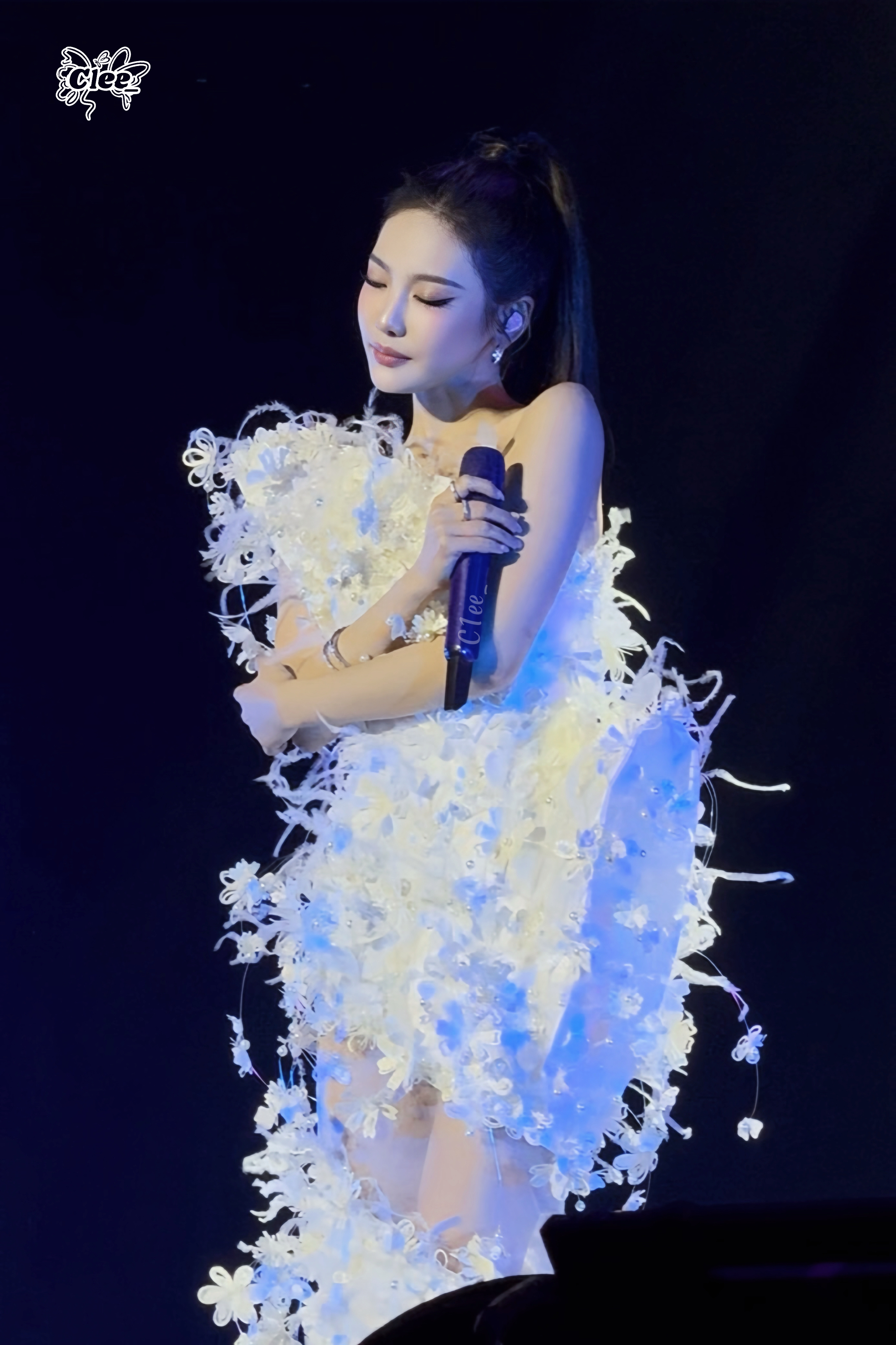 宁艺卓[超话]  260918 纽约Elmont演唱会🤍​​​