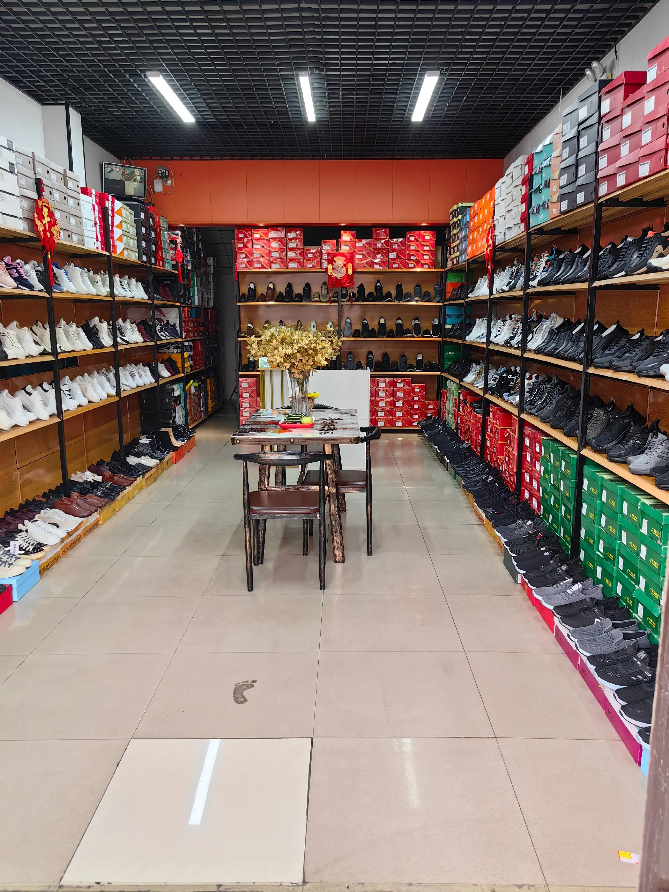努力赚钱给自己想要的生活