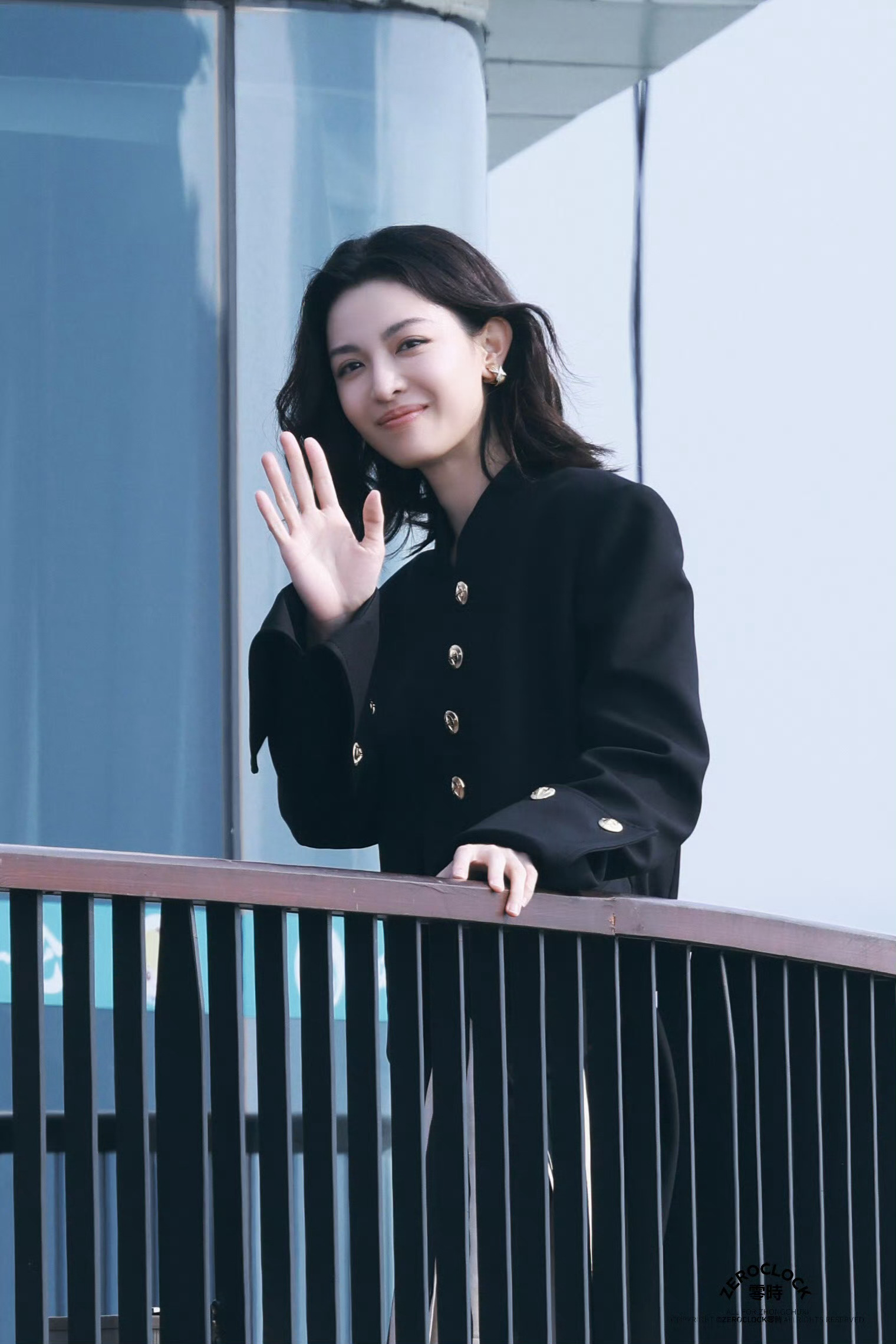 钟楚曦短发 钟姐这短发也太绝了！利落又飒爽，美晕谁了我不说[泪] ​​​