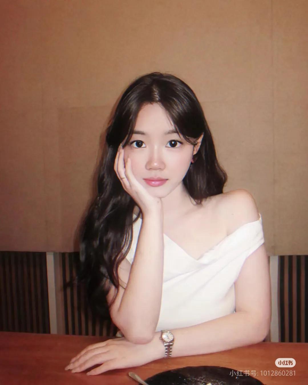 发优质内容享分成话说新加坡近几年就推出了许多样靓身材正，气质也相当不错的新晋博主