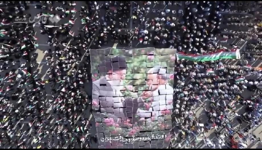 伊朗首都大规模集会展示国家团结 4月29日下午，伊朗首都德黑兰那可真是热闹非凡。