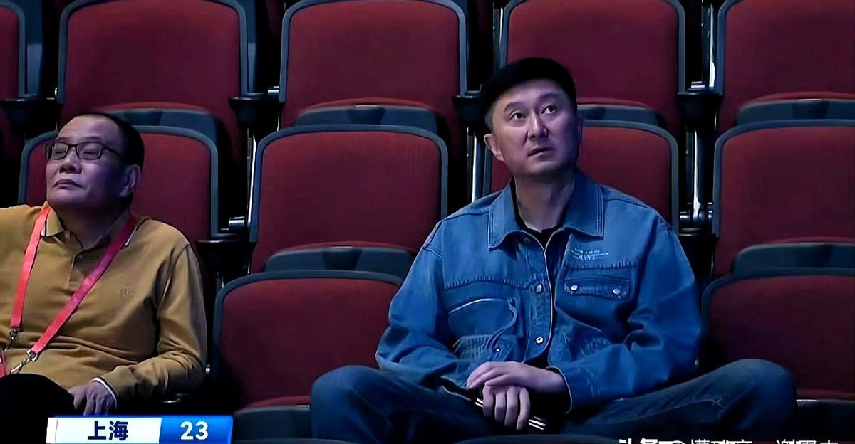 罚球1:20！
杜锋大帅亲自督战，广东93-87险胜上海U18晋级决赛，无独有偶