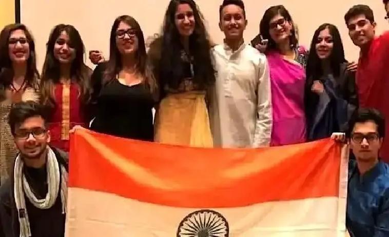 靠多生孩子和往外移民，一百年后就能统治世界？听见这种言论真让人哭笑不得，居然还有