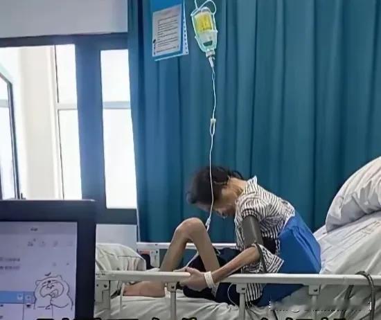 没有付出哪有回报？这位大妈年轻的时候和丈夫选择丁克，没有养儿育女的辛苦。别人都在