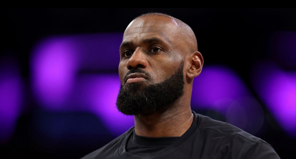 老詹不确定球队，肖华赛程都不会排了NBA总裁希望詹姆斯尽快决定