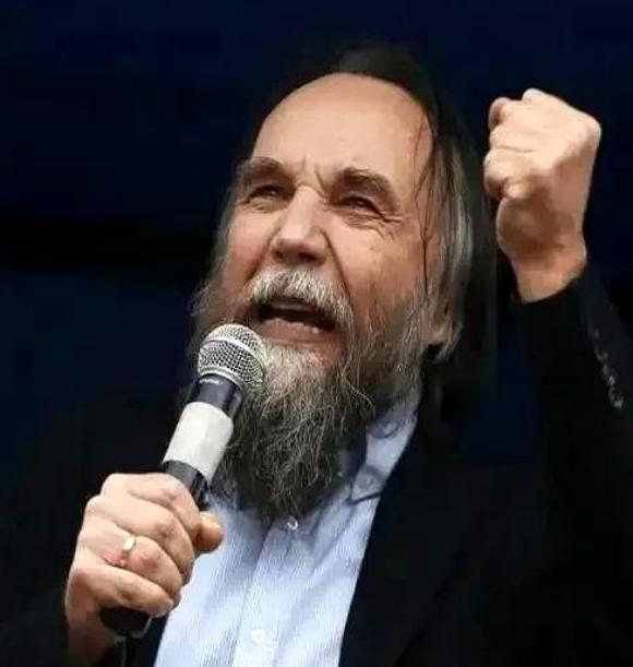 “中国放任委内瑞拉和伊朗沦陷，下一站就是中国自己，而且不会有人伸出援手。”俄罗斯