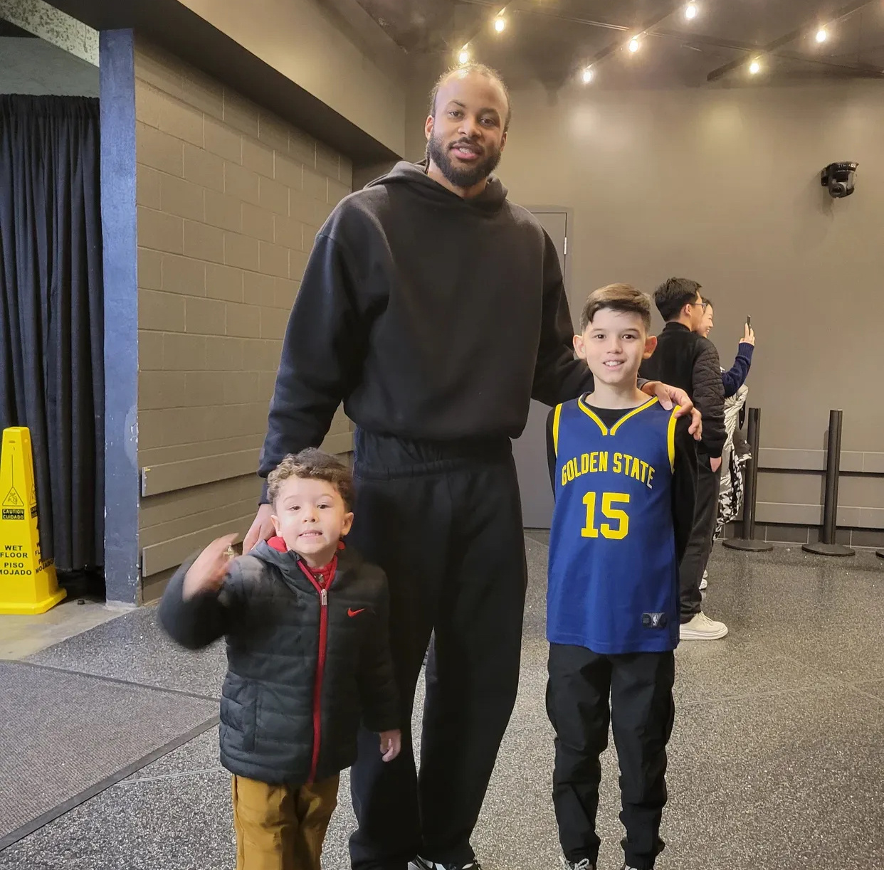 线下也是及其亲和的！