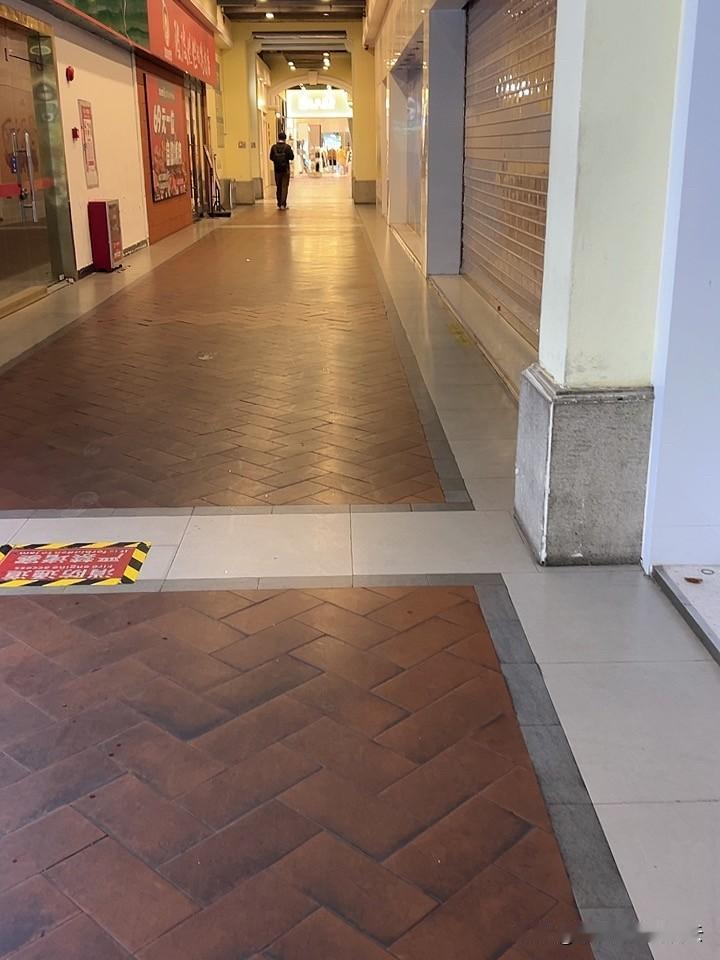 一个普通人是在什么时候长大的呢？

生理年龄上可能是18岁，

但是真正的长大远