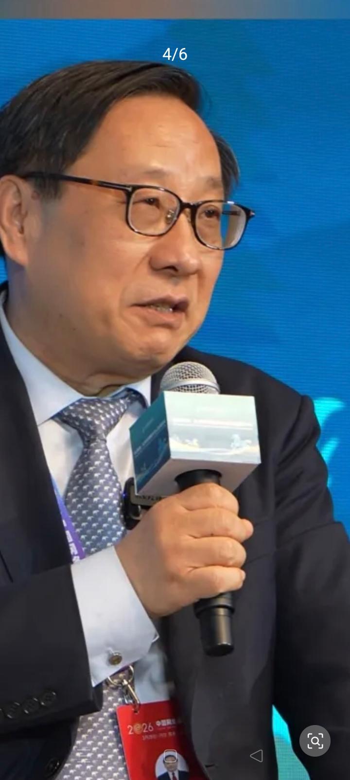 一场闹剧，高志凯博士评论台海战事。
台湾跟大陆开战？
这已经不是笑话而是愚蠢。