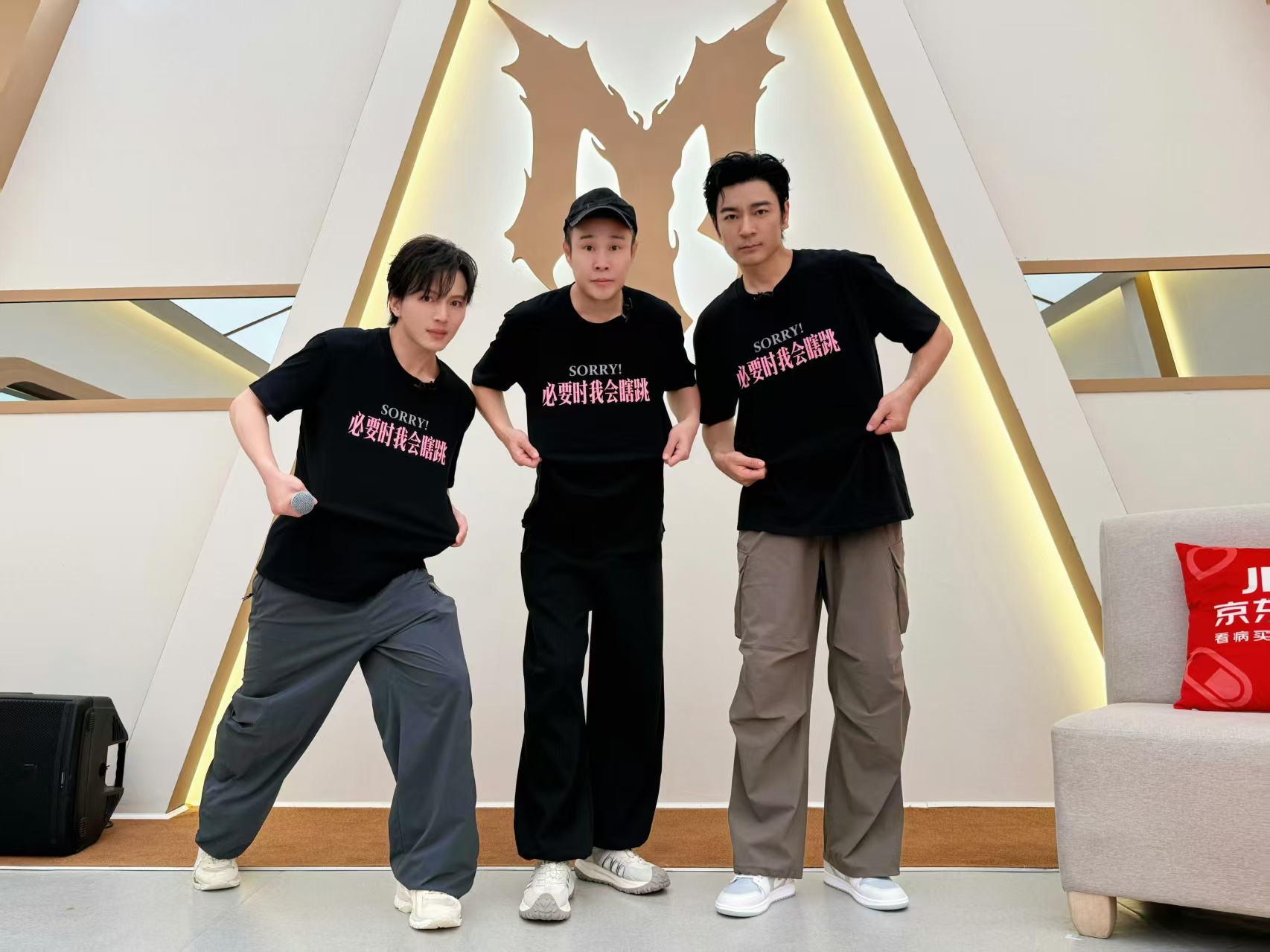 不要淘汰叶润泽披荆斩棘 又唱又跳还要拉普，叶润泽三公舞台哪次让人失望过？这个分数