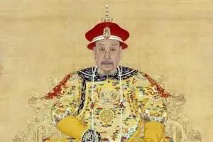 1791年，除夕夜，81岁的乾隆突然下旨，让奴才们去永和宫把78岁的愉贵妃抬过来