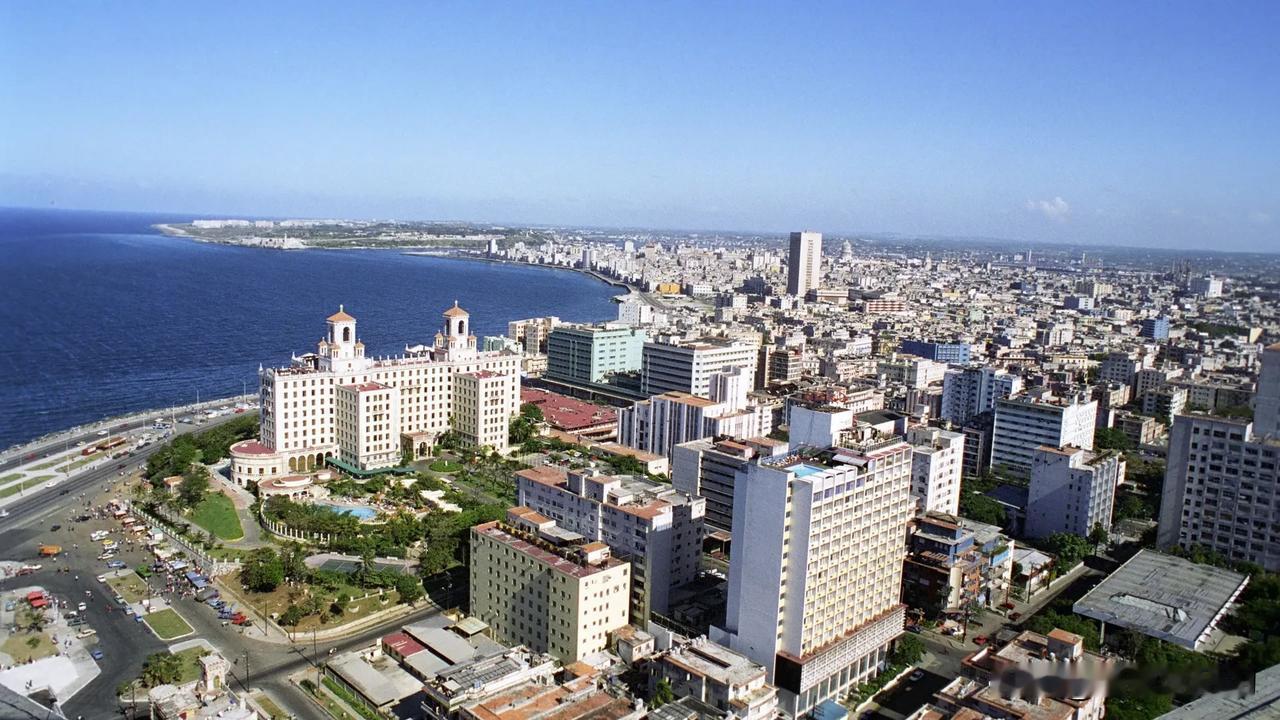 俄罗斯副总理：俄罗斯正在进行向古巴提供援助的工作

俄罗斯副总理亚历山大·诺瓦克