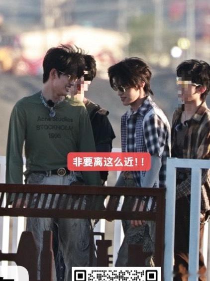 你俩咋过来拍偶像剧了 