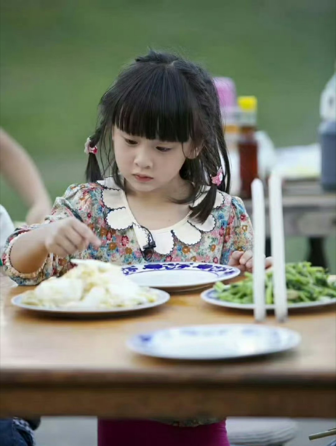 17岁森碟好漂亮 现在真的挺好看的了 真的是女大十八变 