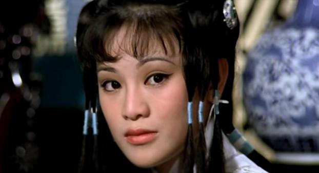 我觉得，这个版本的《红楼梦》也是很差的！
林青霞的贾宝玉，一看就是女扮男装，虽然
