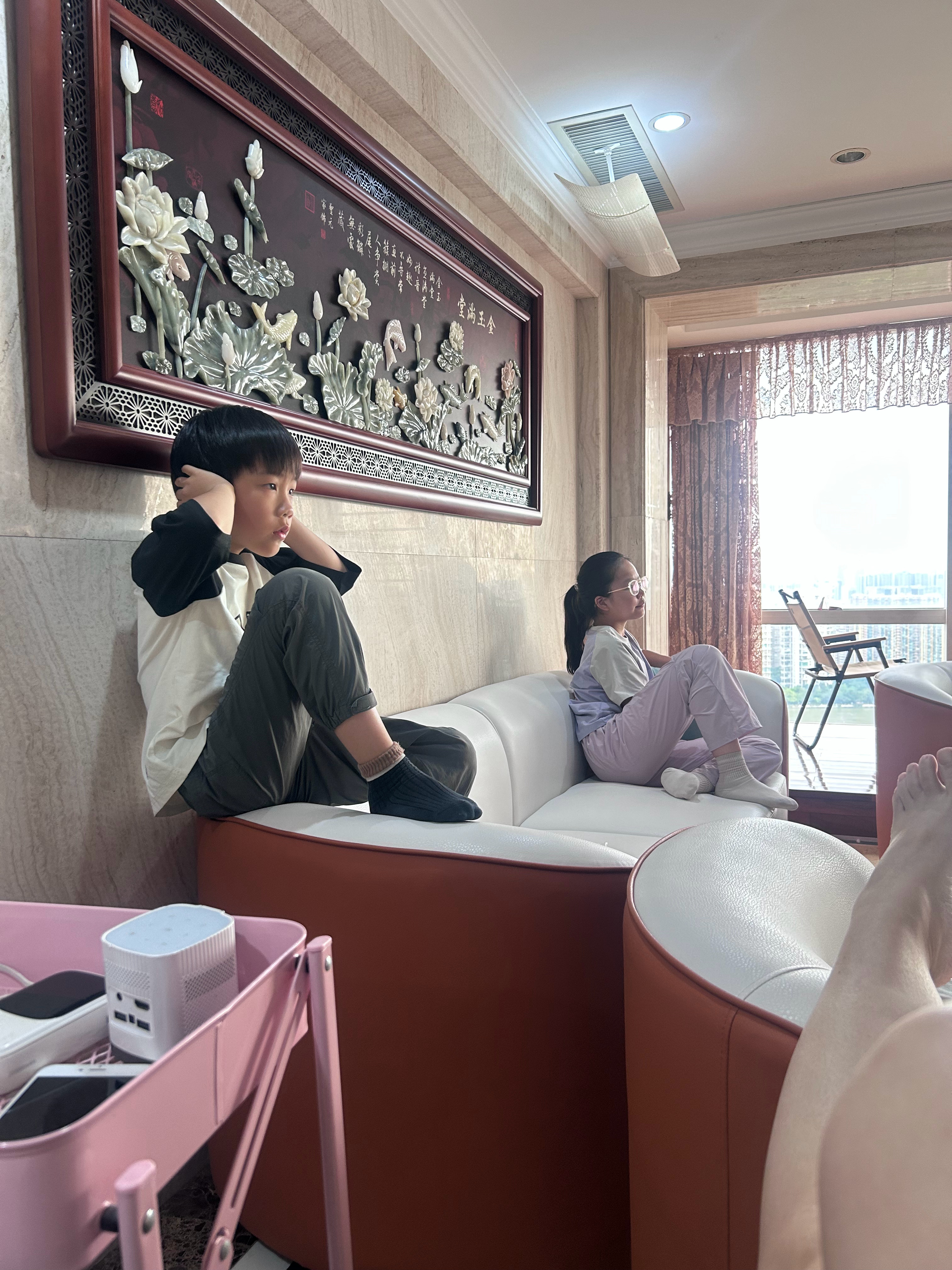 就环太平洋他看得这么肉紧？ 