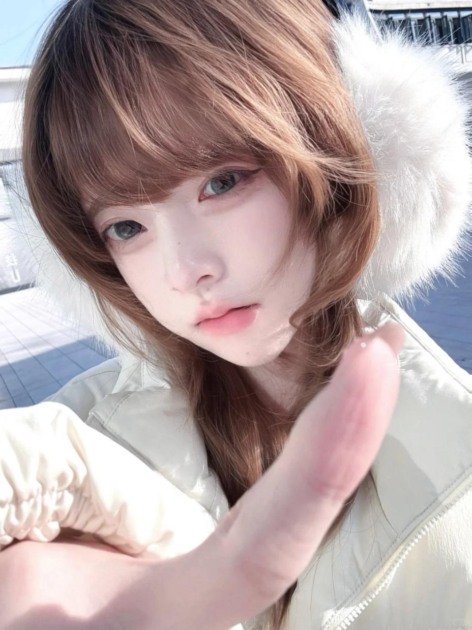 时尚界的神秘法则：黑白灰，永不过时。