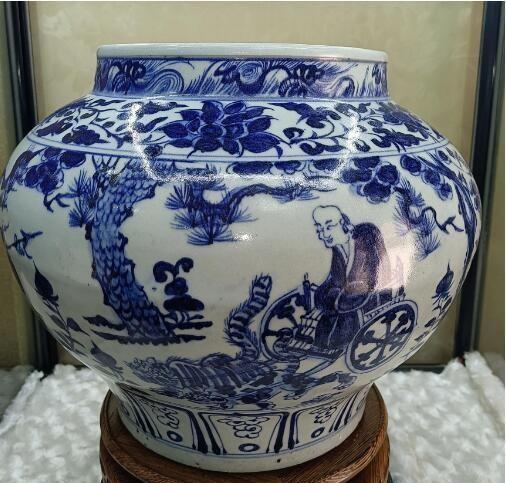 2005年，马未都和朋友携带1000多万英镑，折合当时8000多万人民币，兴高采