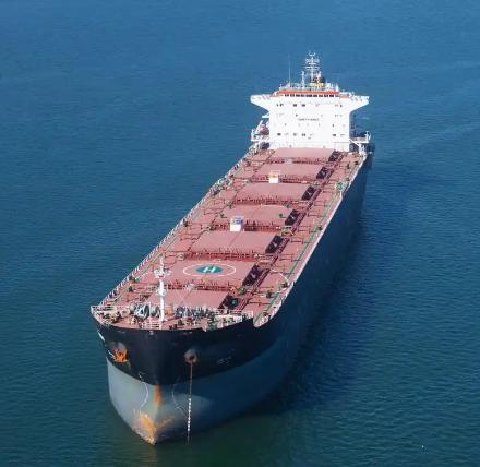 果不其然，美国终于对中国下手了。美国扣押的委内瑞拉第二艘油轮的船东原来是大国。我