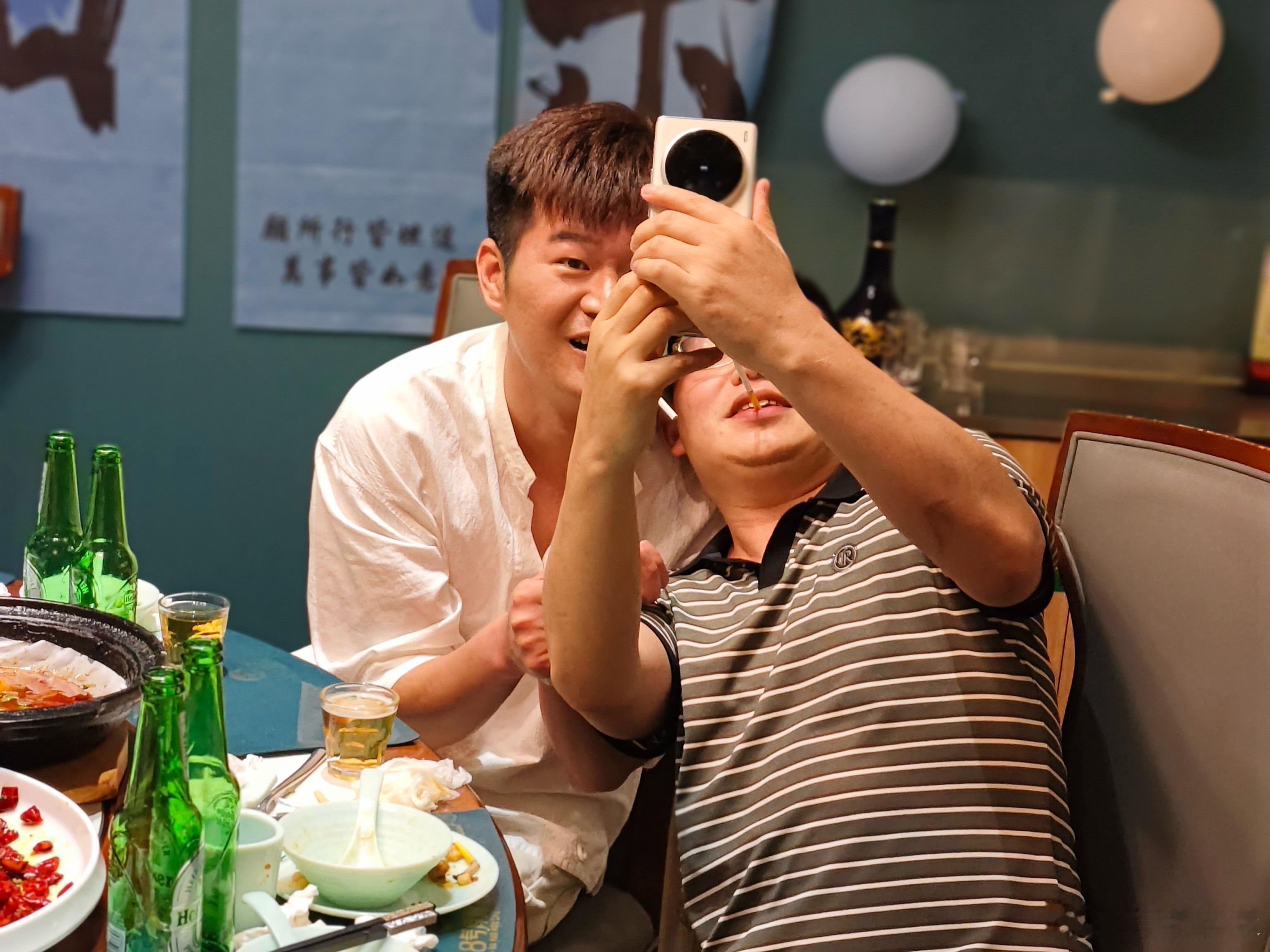 可怕的不是喝多，而是酒醒以后有人帮你回忆…[笑cry] ​​​