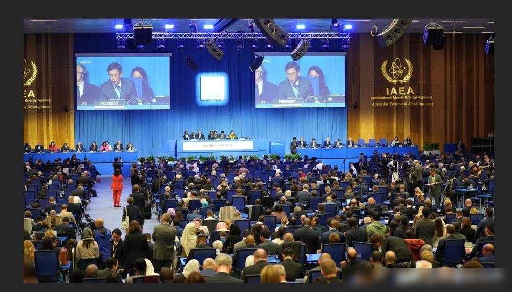 维也纳时间2026年4月27日，美国《美联社》在一份新闻稿中写道：在联合国《不扩