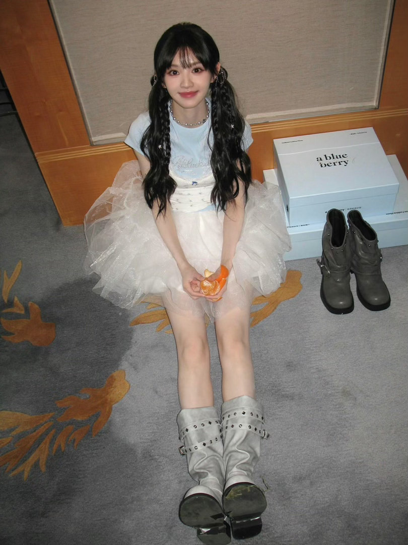 有一只小猫很会勾人田曦薇天才女友勾得我缺氧了