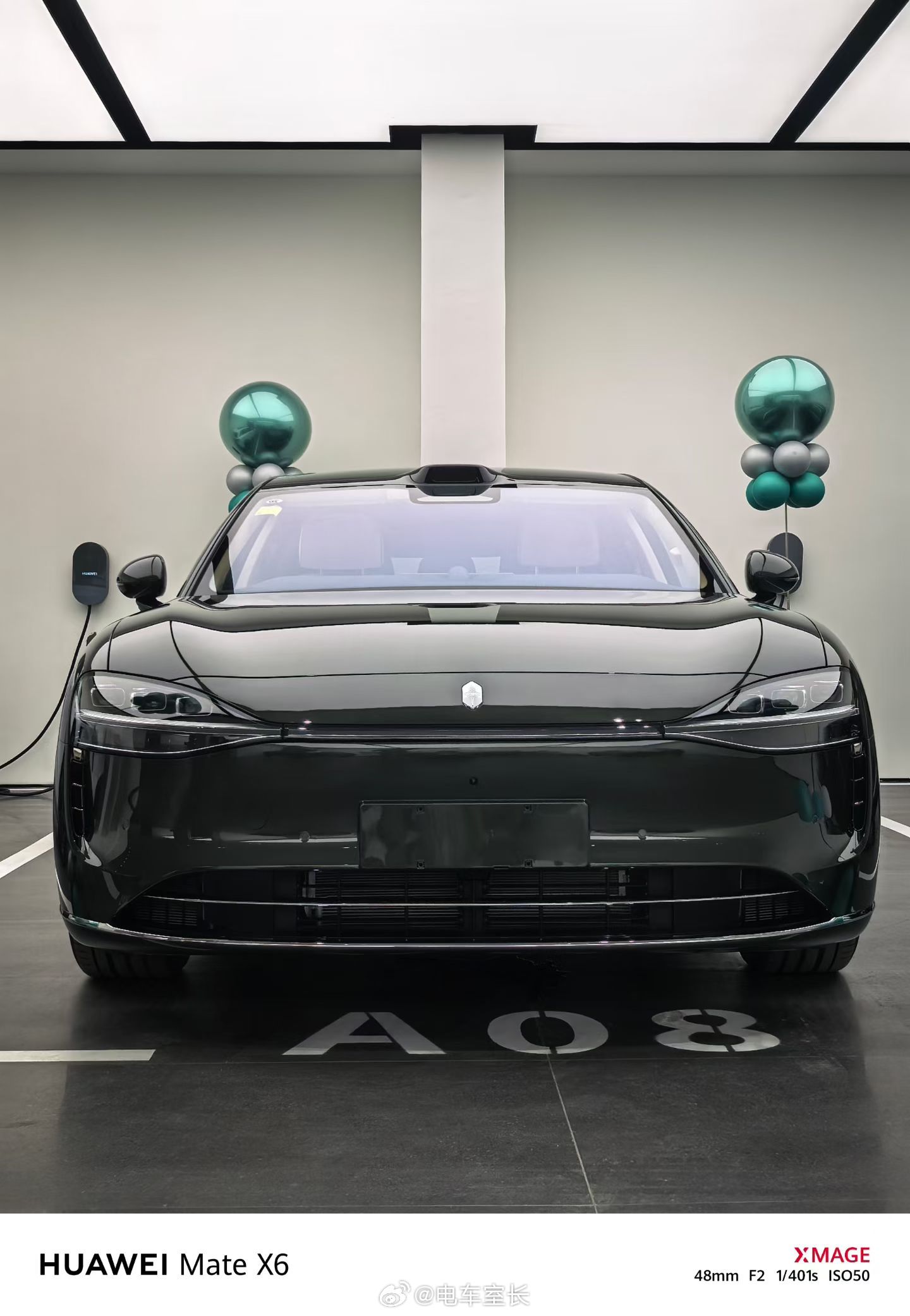 余承东余总公布了享界9系的两个新车色，这个粉丝相当可以啊，和我那辆绿色有的拼，非