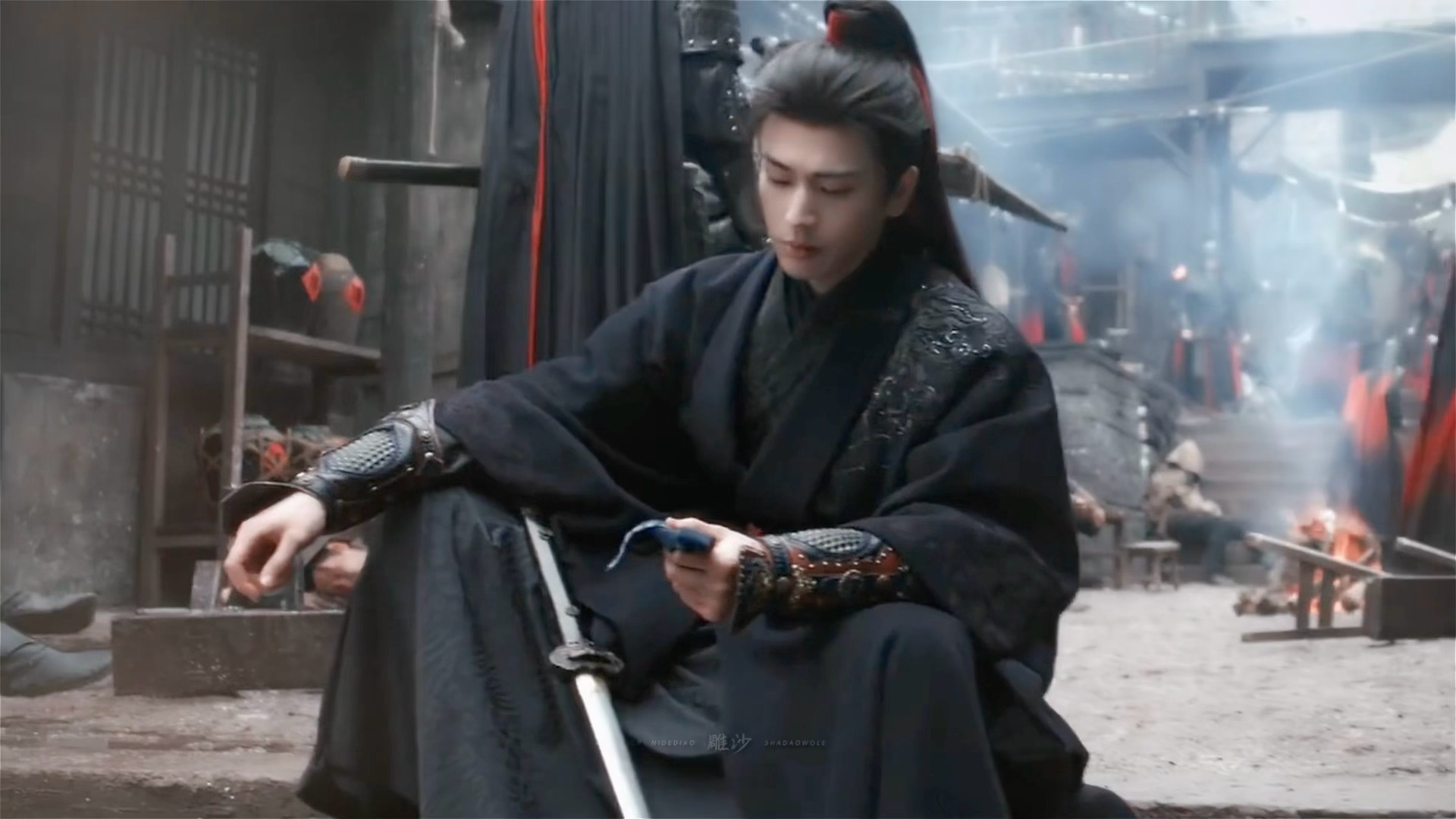 血屠清风🩸谢征这套黑衣红发带真的帅没边了逐玉