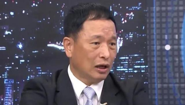 两岸开打先让福建变火海！张延廷是谁？简单说，他是个军中传奇。1960年生的他，从