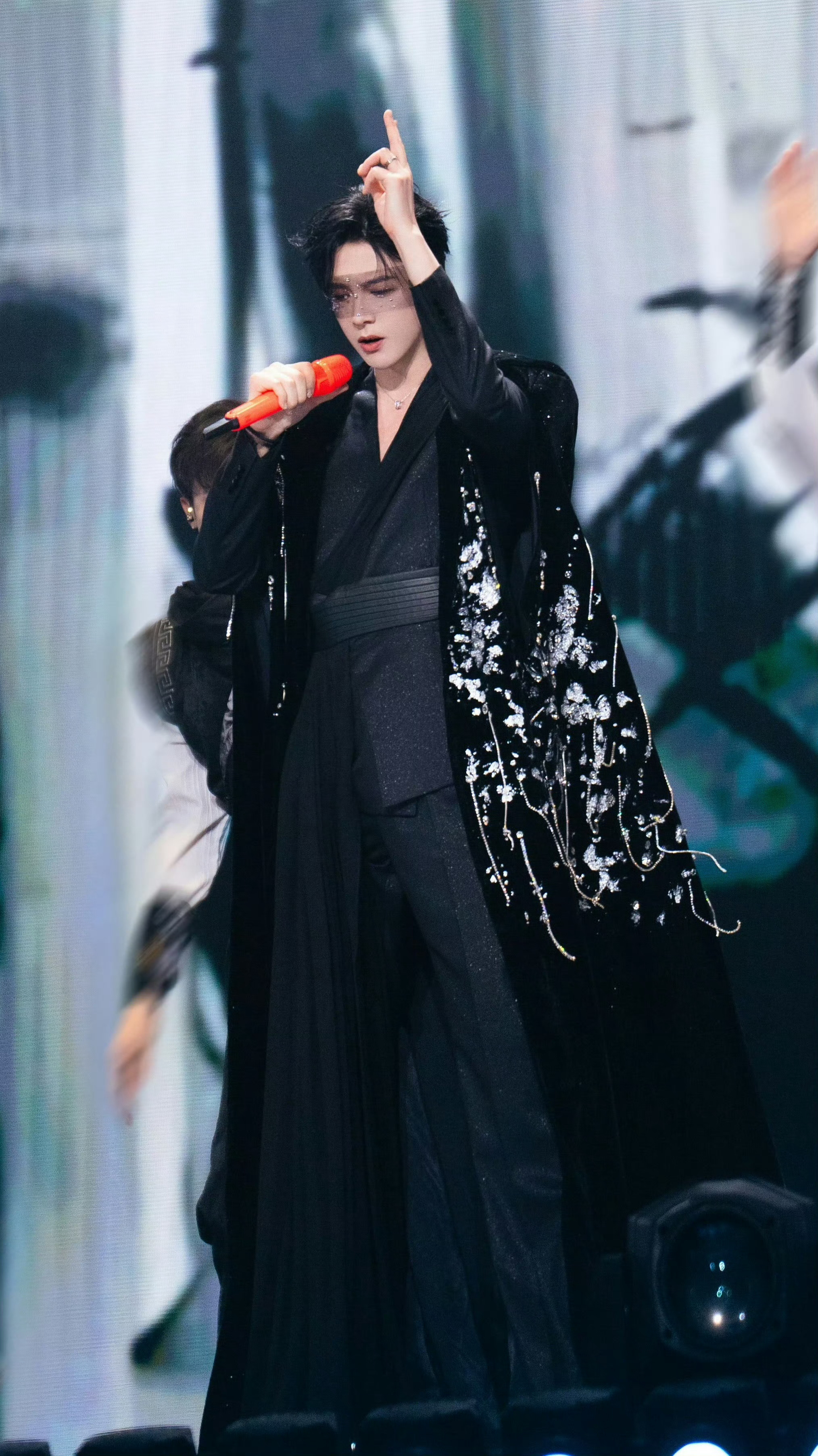 晚安💤。晚安💤。晚安💤。刘宇宁微博视界大会 。刘宇宁 。摩登兄弟[超话] 