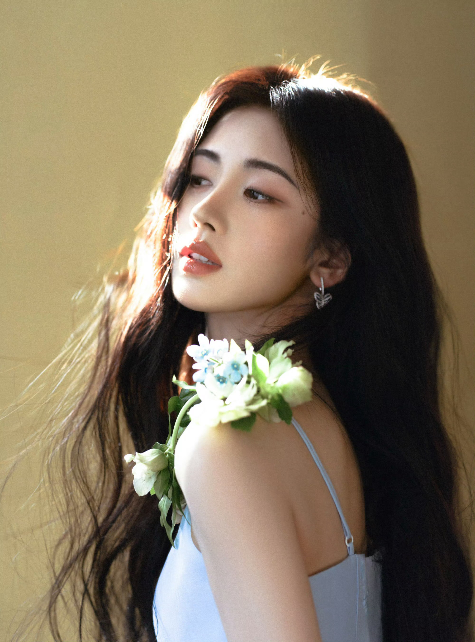 鞠婧祎  jjy鞠婧祎万花世界 jjy鞠婧祎苏绿夏 “春日不迟 相逢会有时”.?