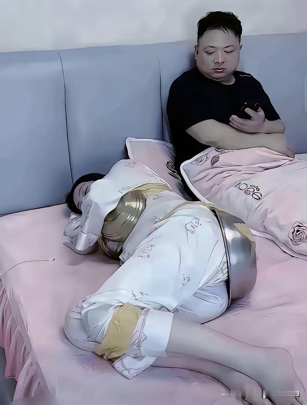 假如你是那男的，该如何破局？我一脚给踹床底下。