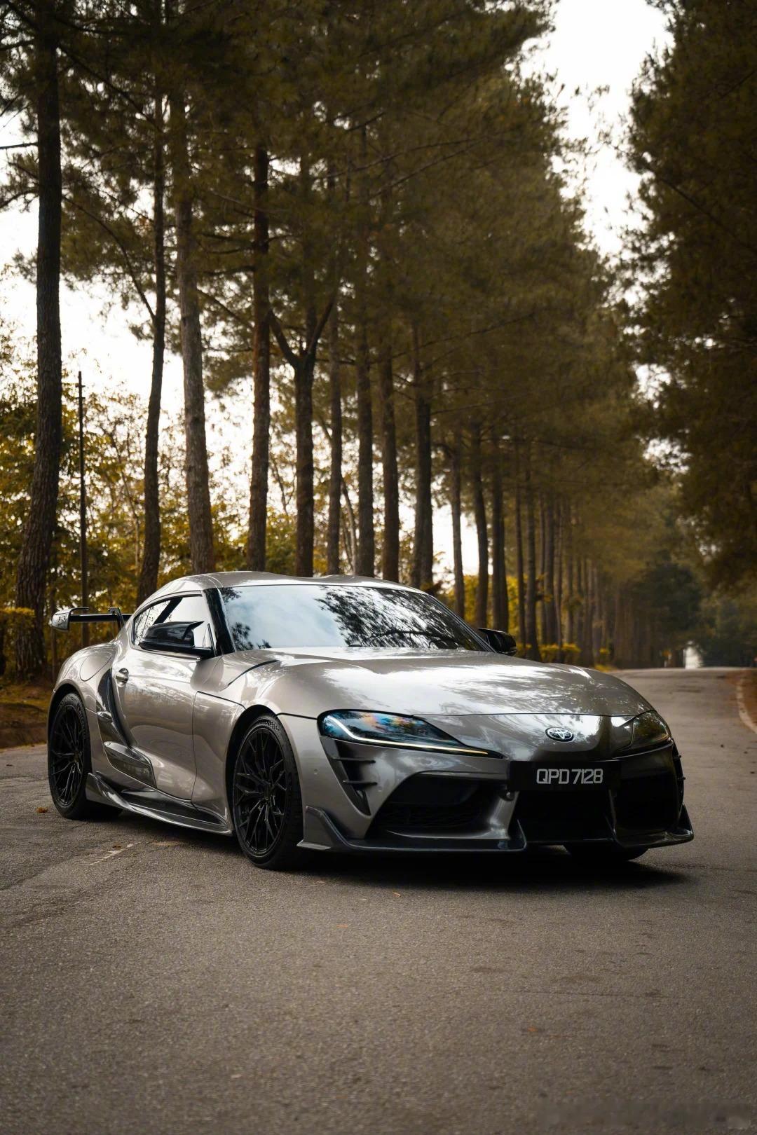 哪个天才想起来把这俩放一起的，别说还挺配 